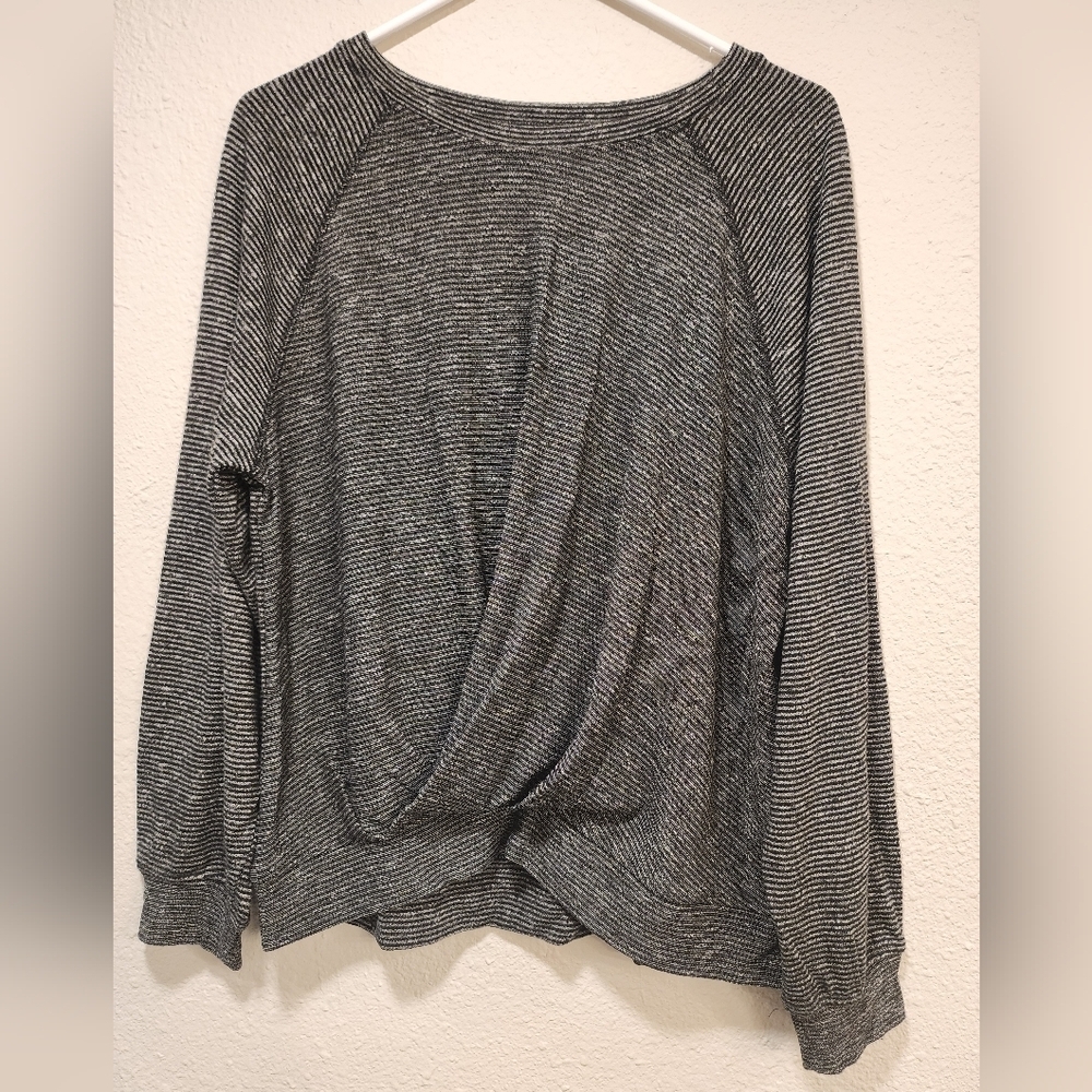 Women's Striped Gray Long Sleeve Top